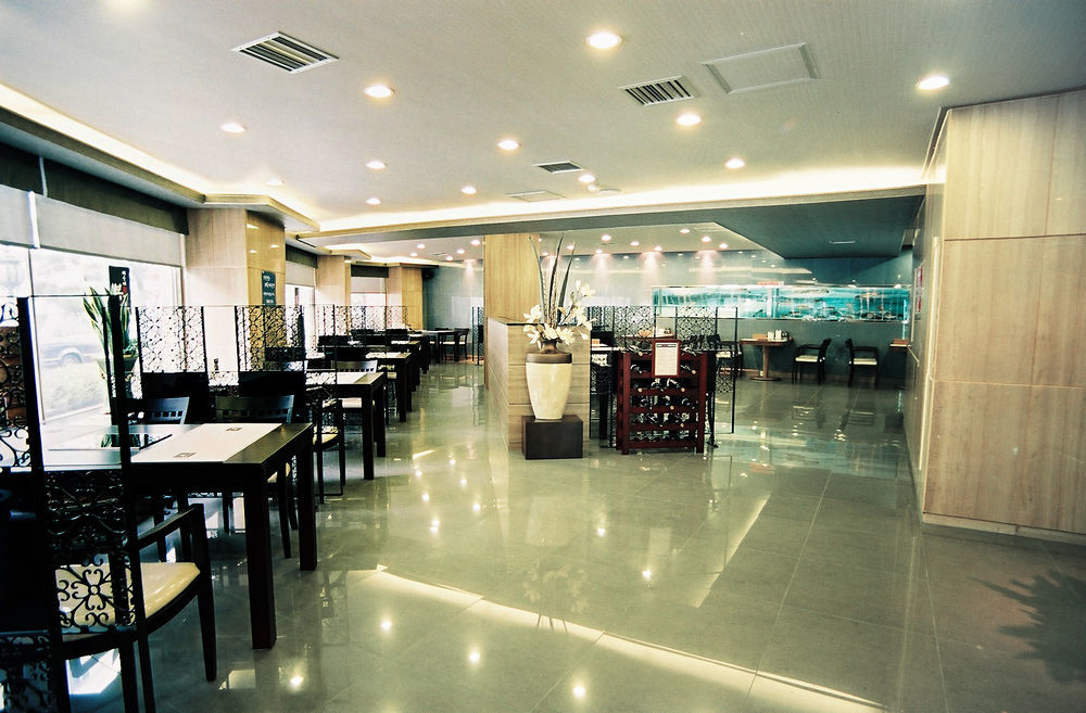 Hotel Airport Сеул Экстерьер фото